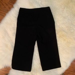 NINE & CO. Black Career Capri’s♥️